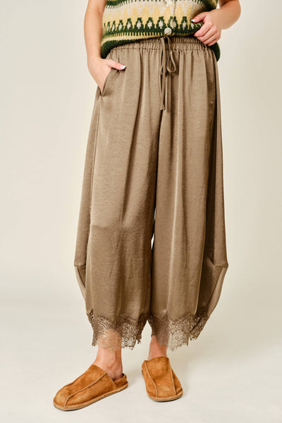 AJP6612 LACE TRIM SATIN DRAWSTRING BARREL PANTS