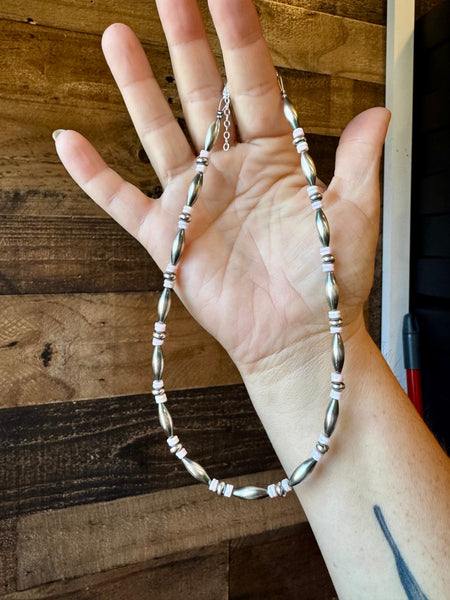 Torpedo "Navajo Style" Pearl and Pink Conch Necklace-14"