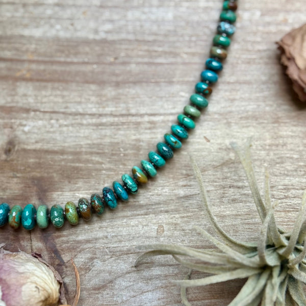 Graduated Turquoise & Brown Shell Necklace – 23"