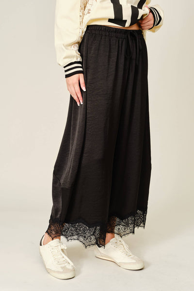 AJP6612 LACE TRIM SATIN DRAWSTRING BARREL PANTS