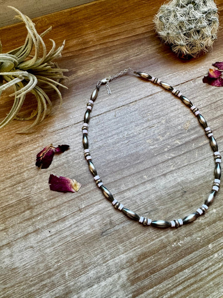 Torpedo "Navajo Style" Pearl and Pink Conch Necklace-14"
