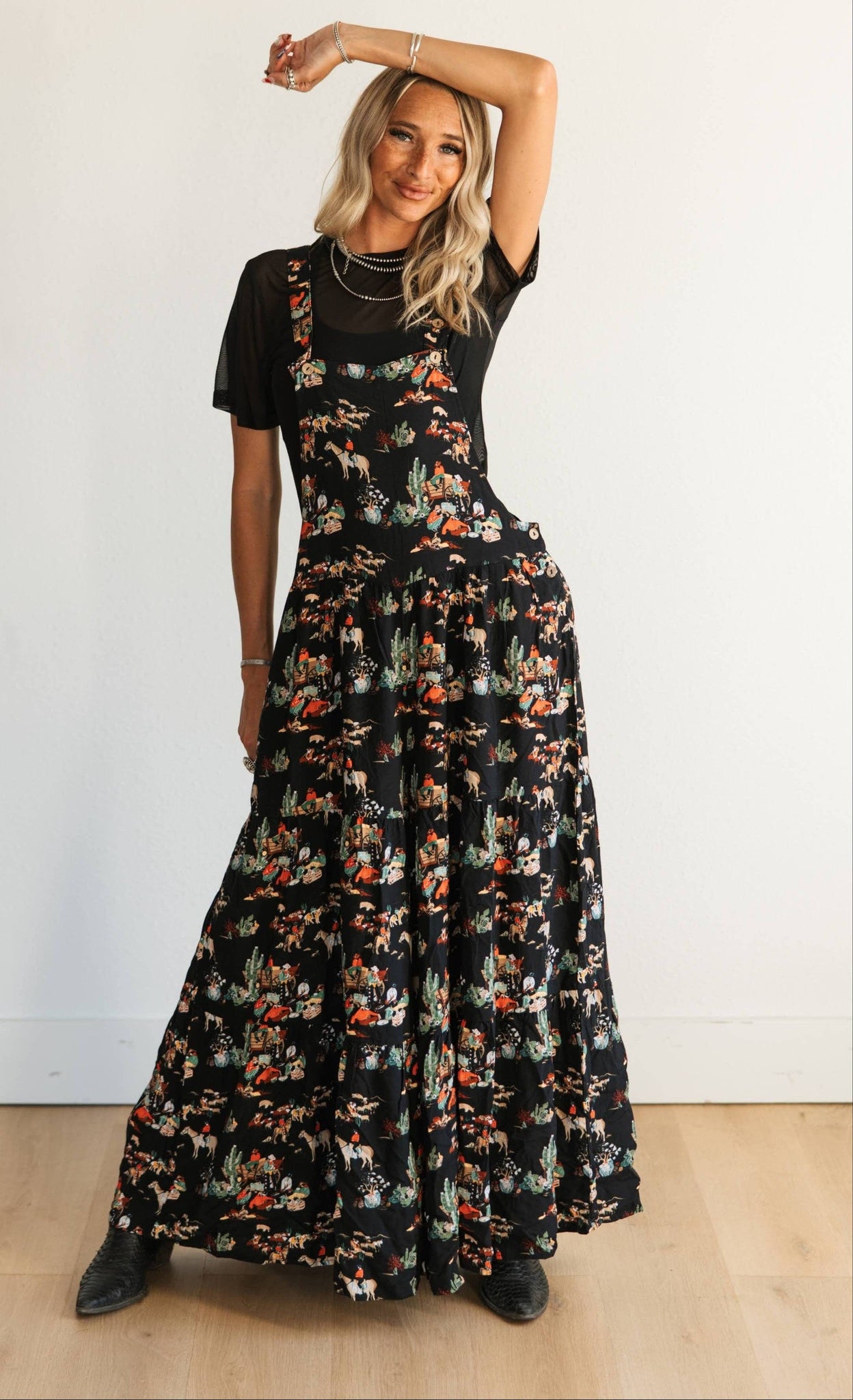 TH86 S148 Overall RUFFLE ROMPER BLACK WAGON (1 Piece)