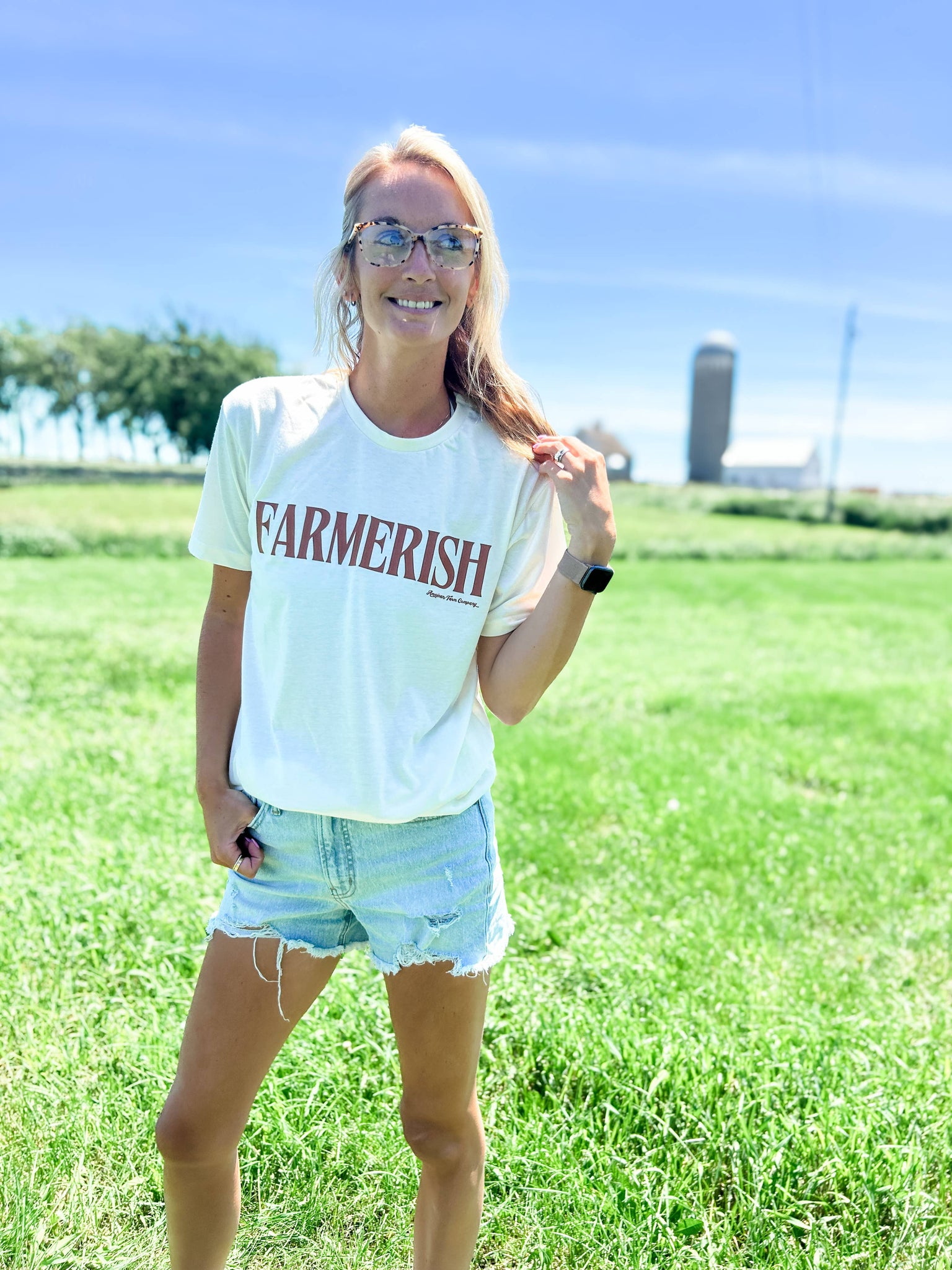 Western 'Farmerish' Women's Cream Graphic Tee
