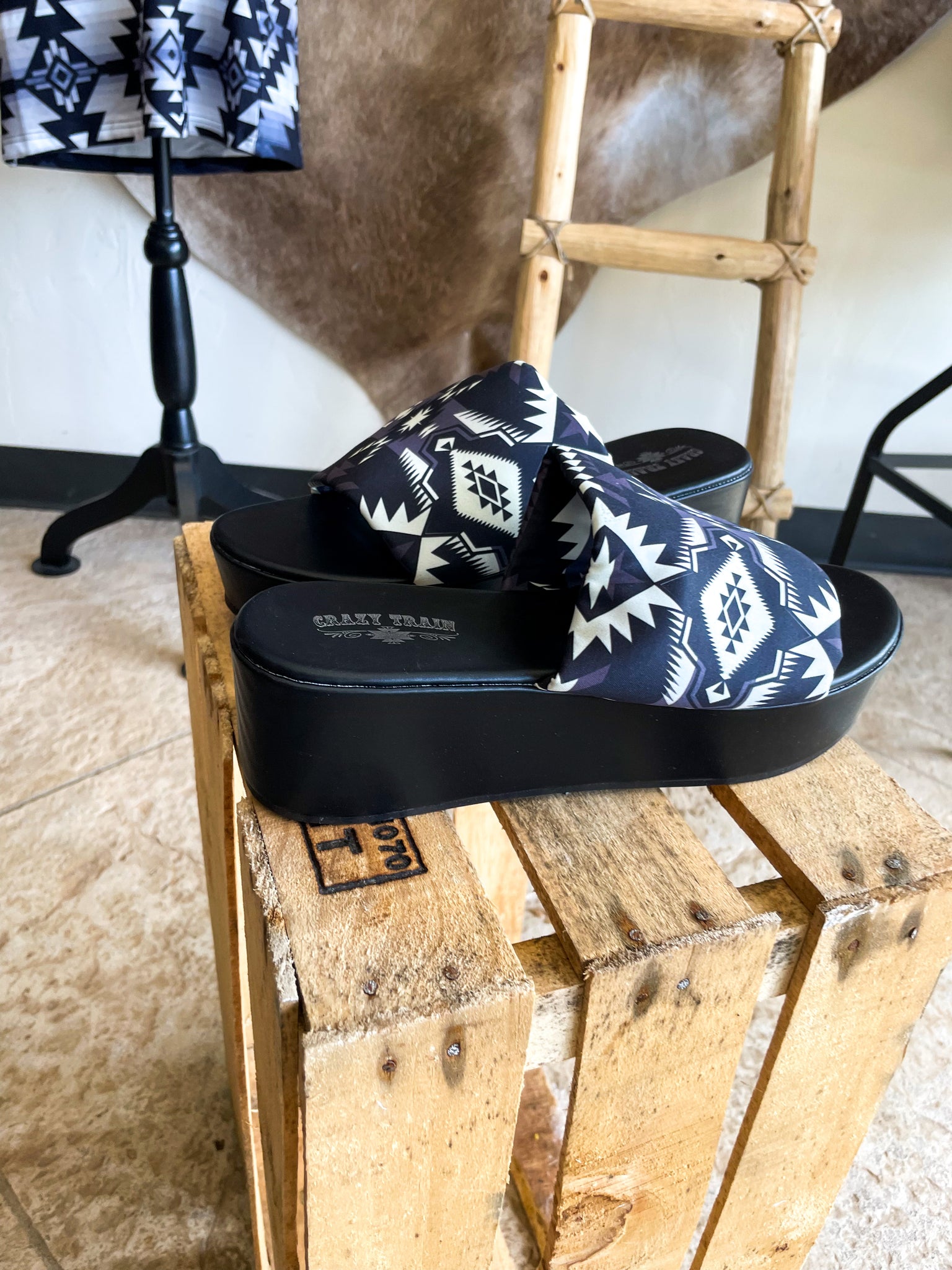 90's Aztec Platform Sandals